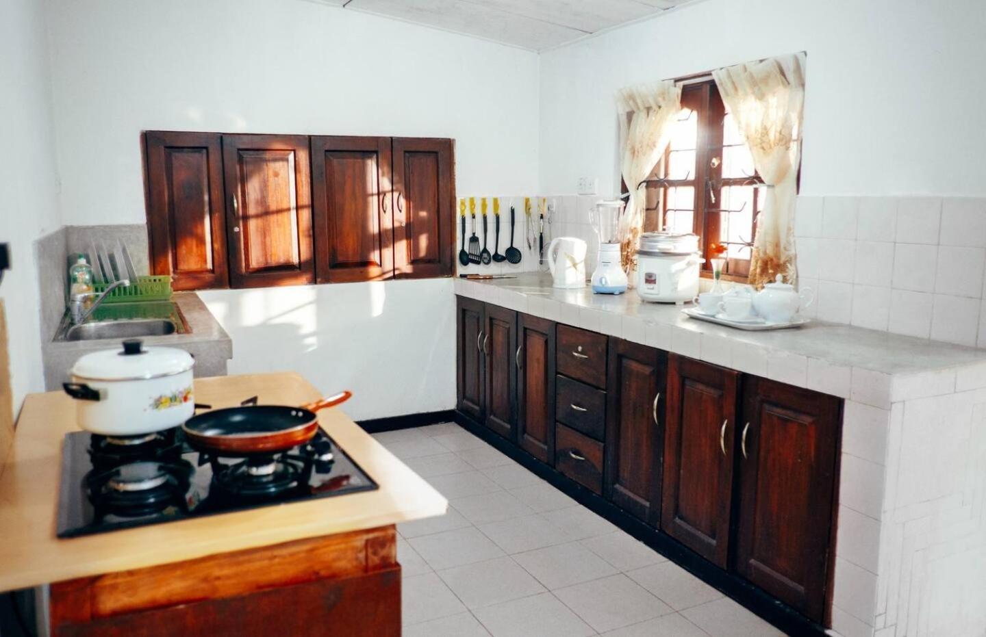 Grand Villa Hikkaduwa Bagian luar foto