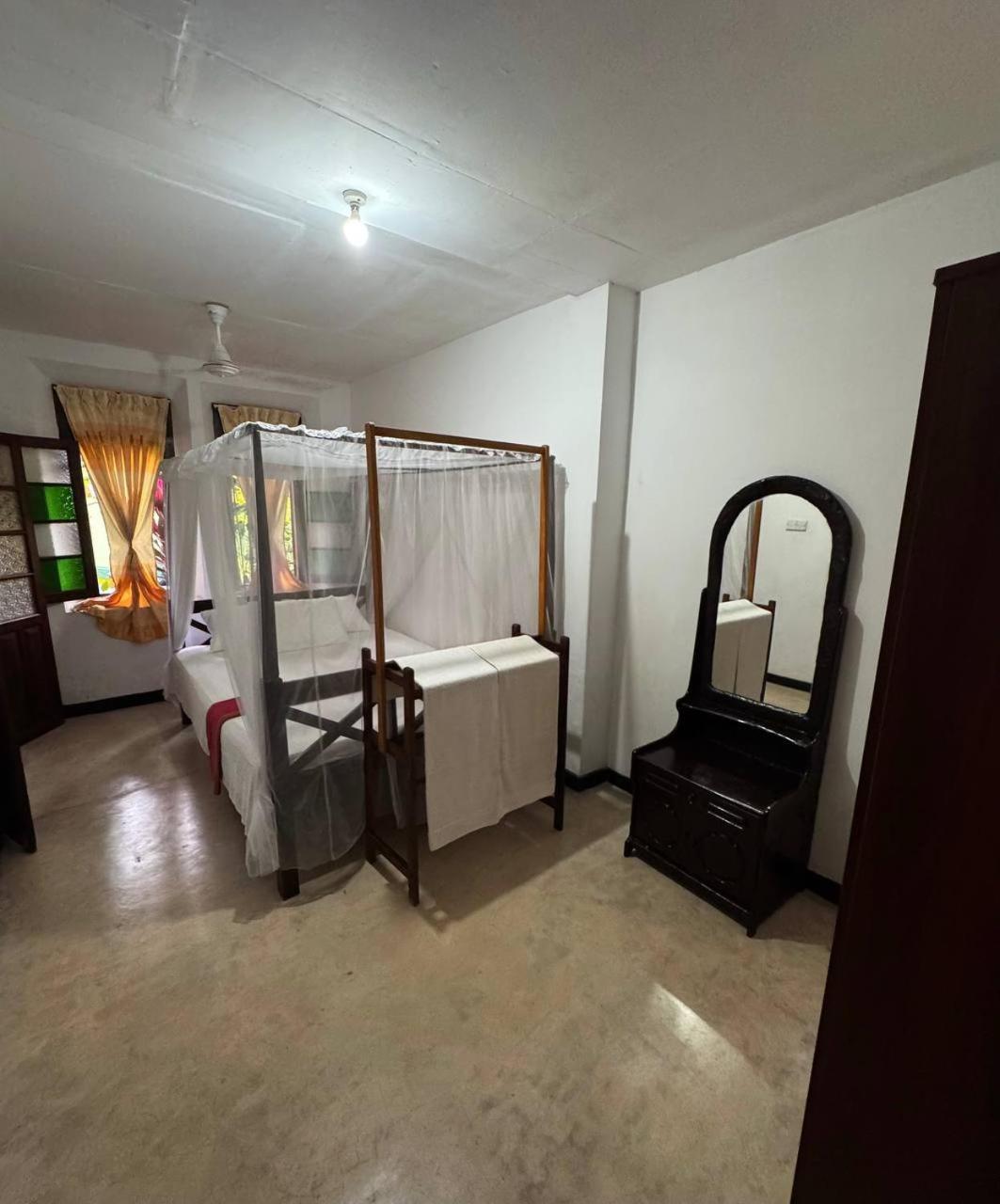 Grand Villa Hikkaduwa Bagian luar foto