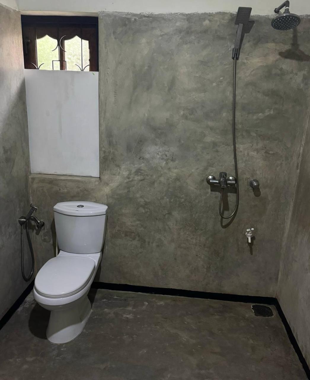 Grand Villa Hikkaduwa Bagian luar foto