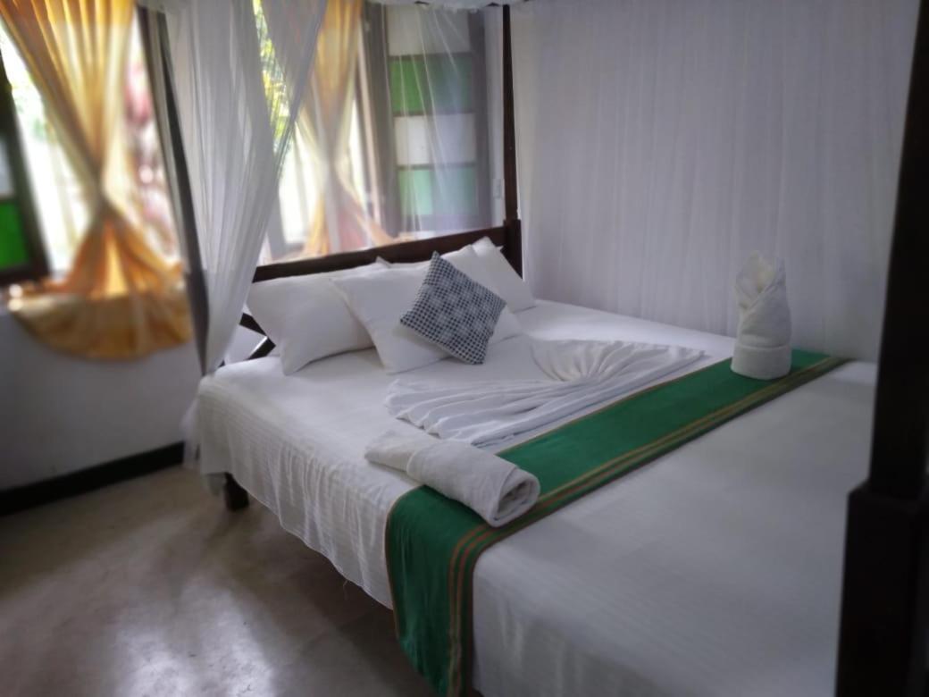 Grand Villa Hikkaduwa Bagian luar foto