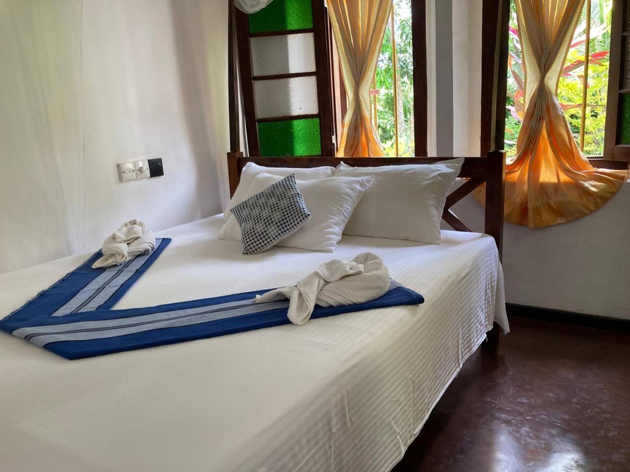 Grand Villa Hikkaduwa Bagian luar foto