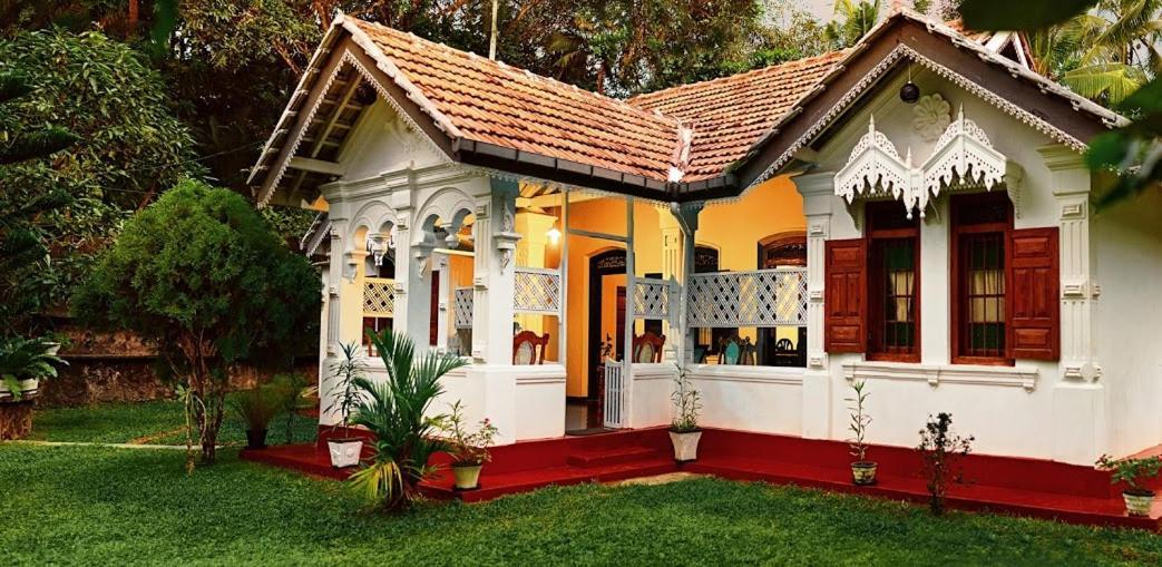 Grand Villa Hikkaduwa Bagian luar foto